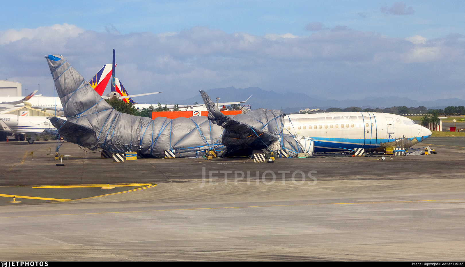 Xiamen Airlines 8667 accident — Ninoy Aquino International Airport, Manila,, 2018-08-16 — photo 3