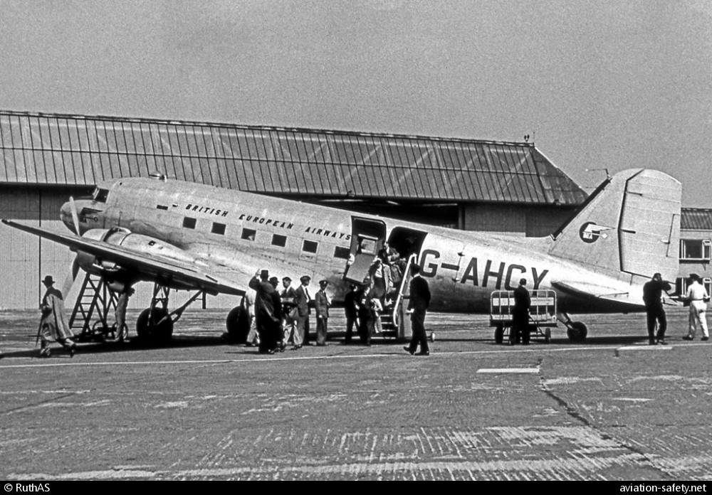 British European Airways - BEA · G-AHCY accident — 24 km NE of Manchester-Ringway Airport (MAN), 1949-08-19 — photo 2