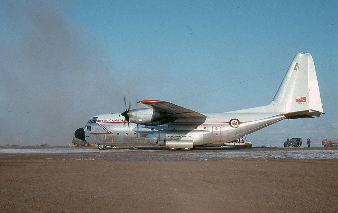 Royal Canadian Air Force - RCAF · 10304 accident — North Battleford, SK, 1966-04-15 — photo 1
